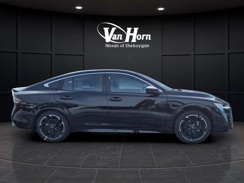 New 2026 Nissan Sentra SR image 2