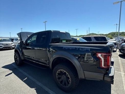Used 2018 Ford F150 Raptor AWD/4WD image 9