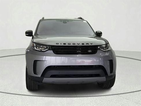 Used 2020 Land Rover Discovery HSE image 2