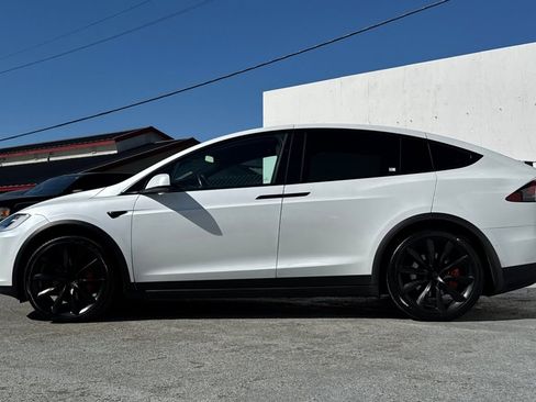 Used 2020 Tesla Model X Performance image 6