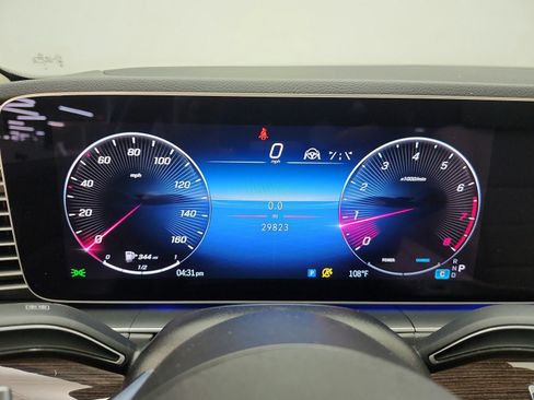Used 2024 Mercedes-Benz GLE 350 4MATIC image 9