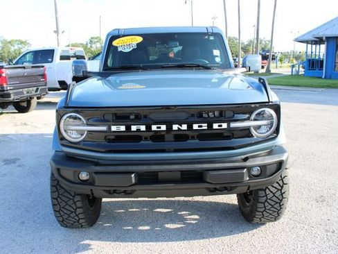 Used 2025 Ford Bronco Outer Banks AWD/4WD image 2
