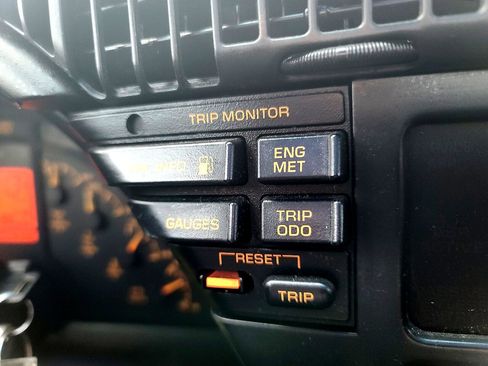 Used 1993 Chevrolet Corvette Coupe image 13