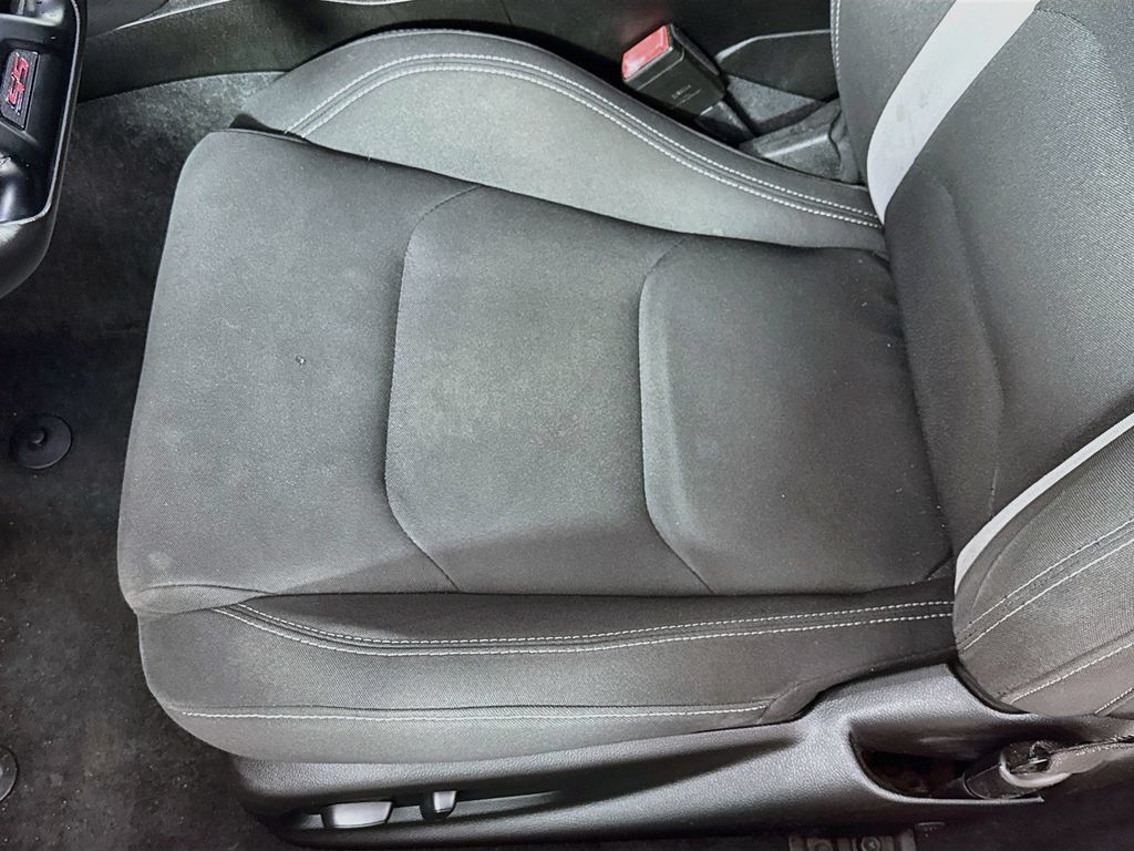 Used 2021 Chevrolet Camaro SS RWD image 19