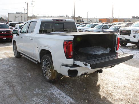 Used 2024 GMC Sierra 1500 Denali Ultimate image 7