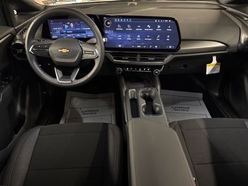 New 2026 Chevrolet Equinox EV LT FWD image 23