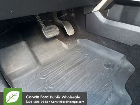 Used 2018 Ford F150 Lariat w/ Equipment Group 502A Luxury image 28