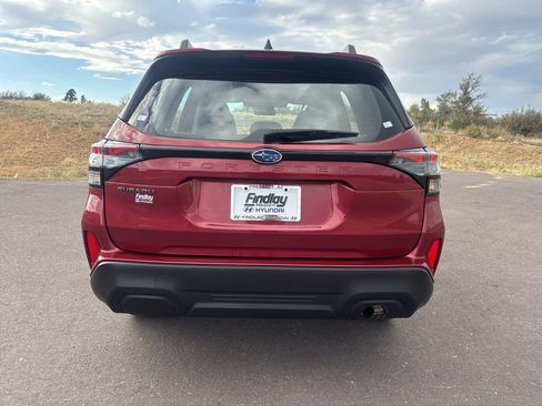Used 2025 Subaru Forester AWD/4WD image 7