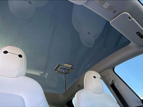 Used 2020 Tesla Model Y Long Range image 29