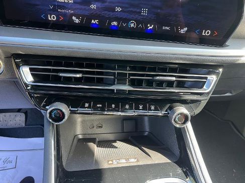 New 2025 Chevrolet Traverse LT image 20