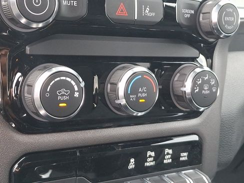 New 2026 RAM 1500 Tradesman AWD/4WD image 15