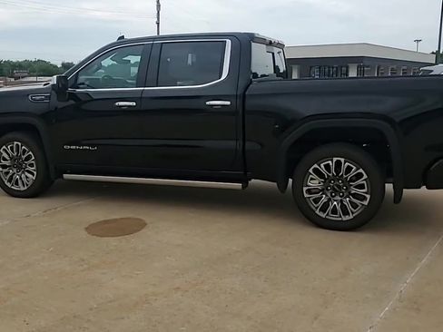 Used 2024 GMC Sierra 1500 Denali Ultimate image 6