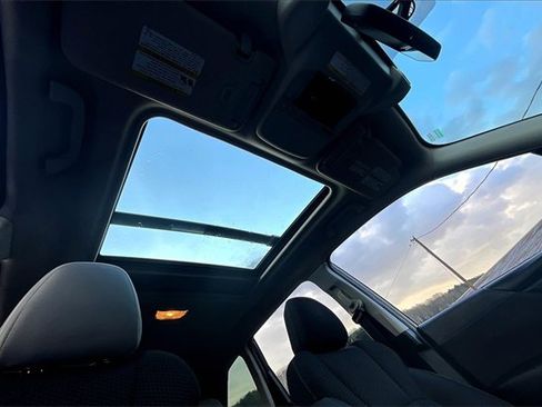 Used 2020 Subaru Forester Premium image 17