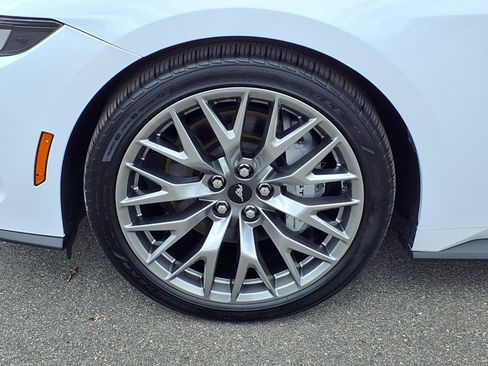 Used 2024 Ford Mustang GT Premium RWD image 26