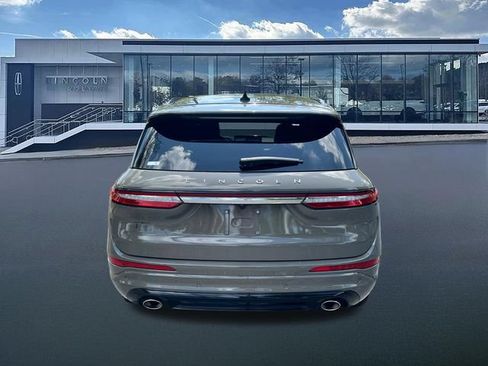 Used 2025 Lincoln Corsair Grand Touring AWD/4WD image 7