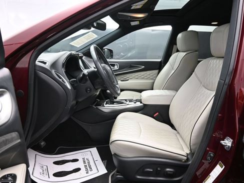 Used 2019 INFINITI QX60 Luxe w/ Limited Package AWD/4WD image 9