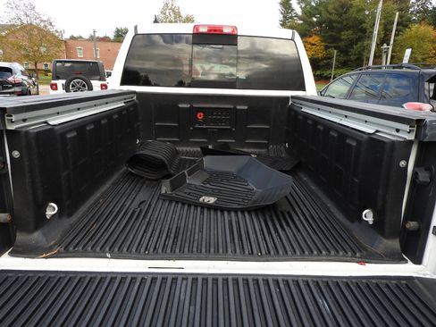 Used 2016 RAM 1500 Big Horn image 13