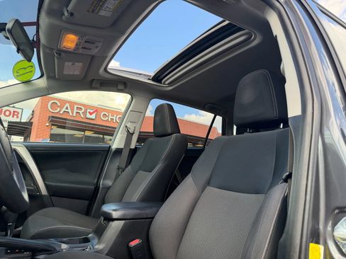 Used 2013 Toyota RAV4 XLE AWD/4WD image 8