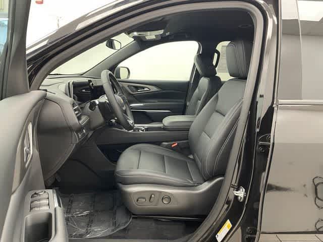 Certified 2026 Chevrolet Traverse LT AWD/4WD image 9