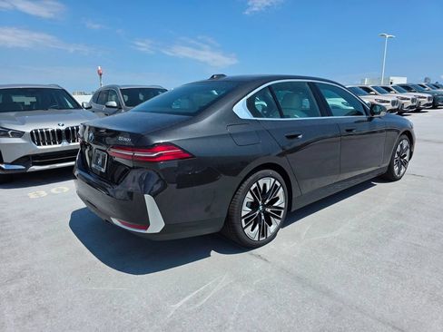 New 2027 BMW 530i w/ Premium Package RWD image 4