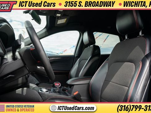 Used 2024 Ford Escape ST-Line AWD/4WD image 10
