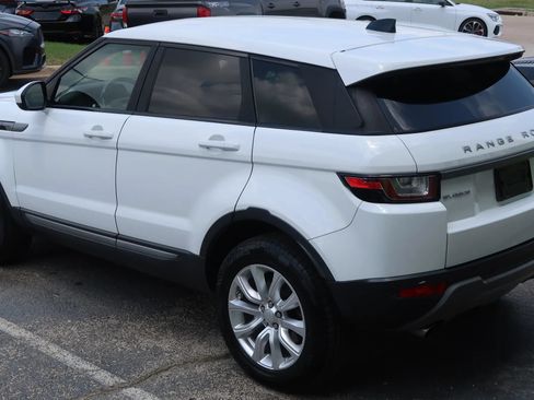 Used 2019 Land Rover Range Rover Evoque AWD/4WD image 12