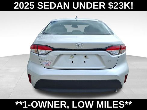 Used 2025 Toyota Corolla LE image 7