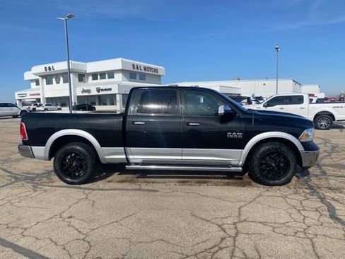 Used 2018 RAM 1500 Laramie image 2