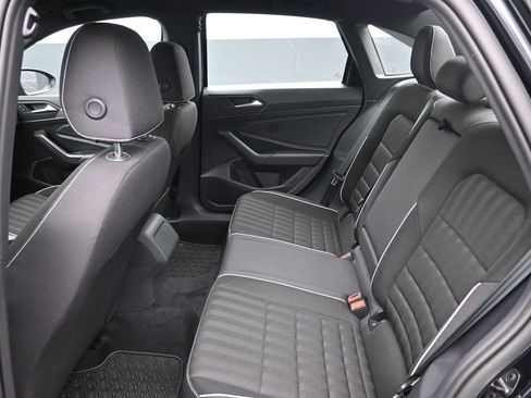 Used 2023 Volkswagen Jetta Sport image 21