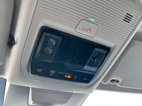 Certified 2026 Volkswagen Tiguan S FWD image 35