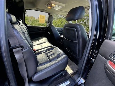 Used 2013 Cadillac Escalade EXT Premium image 25