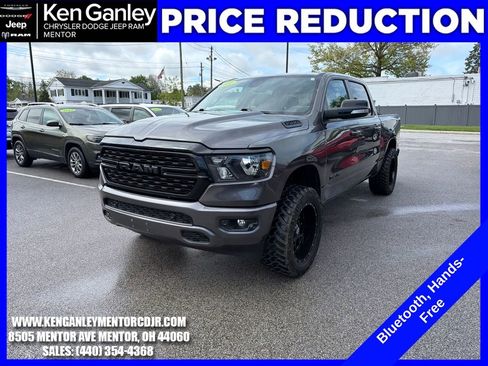 Used 2022 RAM 1500 Big Horn AWD/4WD image 3