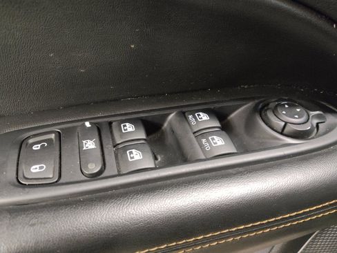 Used 2018 Jeep Compass Limited w/ Navigation Group image 27