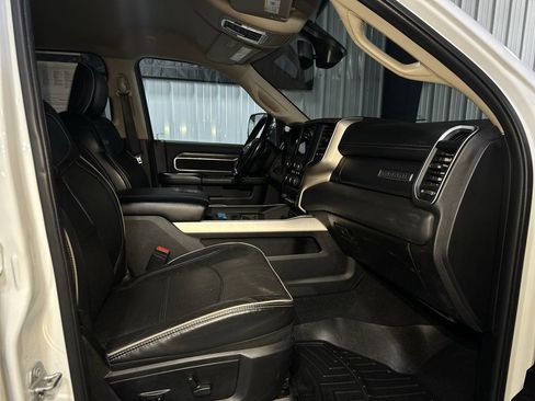 Used 2019 RAM 3500 Laramie image 25