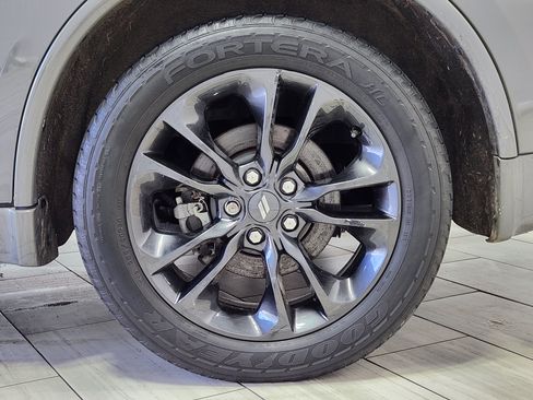 Used 2022 Dodge Durango R/T w/ Blacktop Package AWD/4WD image 9