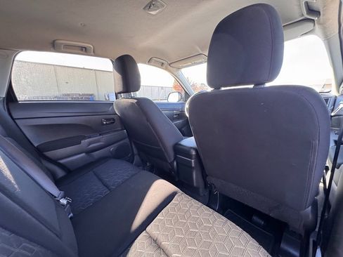 Used 2024 Mitsubishi Outlander Sport AWD image 20