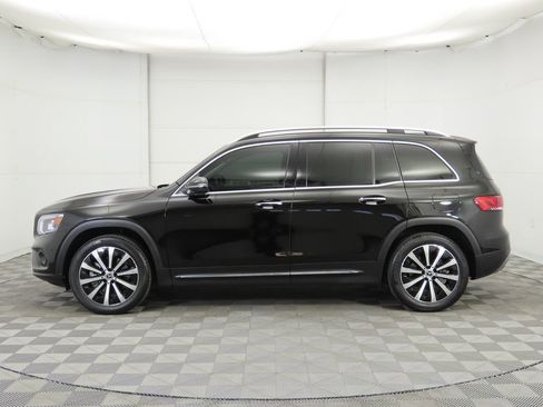 Certified 2022 Mercedes-Benz GLB 250 image 8