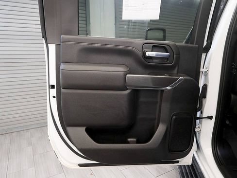 Used 2023 GMC Sierra 2500 AT4 w/ AT4 Premium Plus Package AWD/4WD image 17