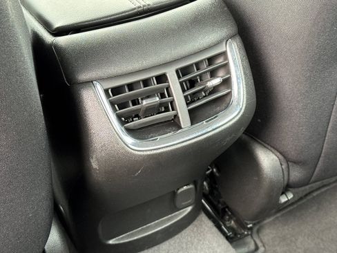 Used 2024 Chevrolet Malibu LT image 14