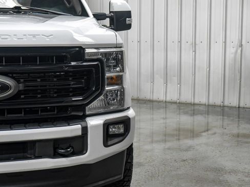 Used 2022 Ford F250 XLT w/ Black Appearance Package AWD/4WD image 47