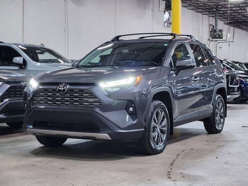 Used 2025 Toyota RAV4 Limited AWD/4WD image 4