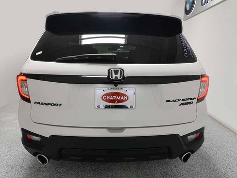 Used 2024 Honda Passport Black Edition image 4