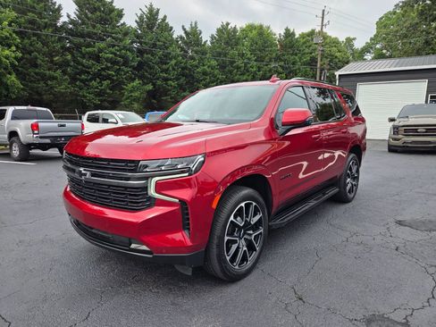 Used 2021 Chevrolet Tahoe RST w/ Luxury Package AWD/4WD image 3