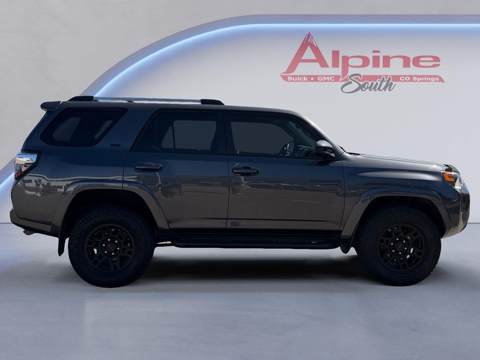 Used 2023 Toyota 4Runner SR5 AWD/4WD image 6
