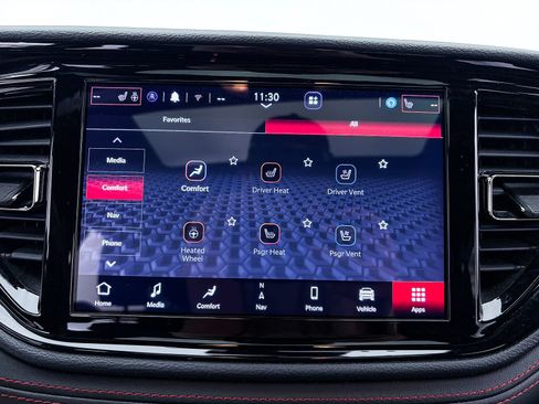 Used 2025 Dodge Durango GT AWD/4WD image 25