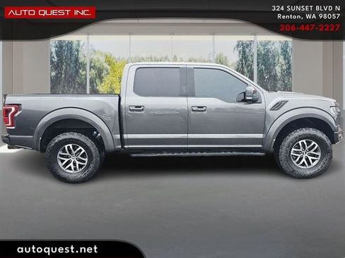 Used 2017 Ford F150 Raptor w/ Equipment Group 802A Luxury image 4
