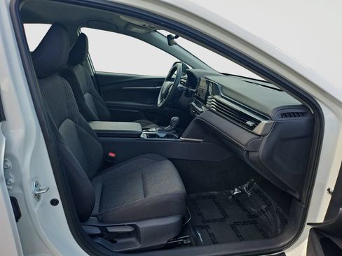 Used 2025 Toyota Camry LE FWD image 15