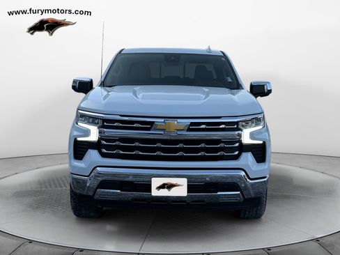 Used 2025 Chevrolet Silverado 1500 LTZ w/ LTZ Convenience Package II image 8