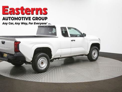 Used 2024 Toyota Tacoma SR image 39