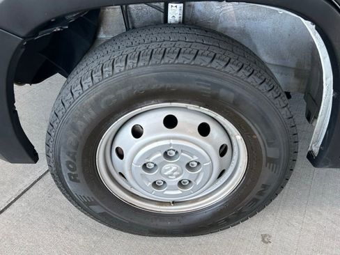 Used 2023 RAM ProMaster 2500 image 9